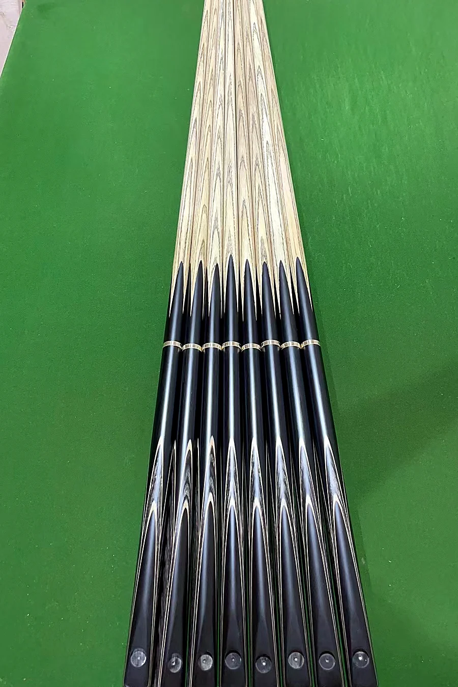 Tech Fiddleback 3/4 Cue — Figured tech fiddleback with a natural wood butt cap